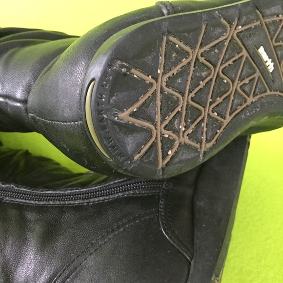 earth tall soft leather boots. Black. - Picture 7 of 8